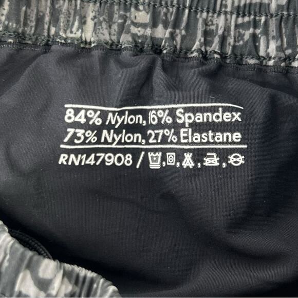 Outdoor Voices Anytime 7" Short Size Small - Picture 3 of 8